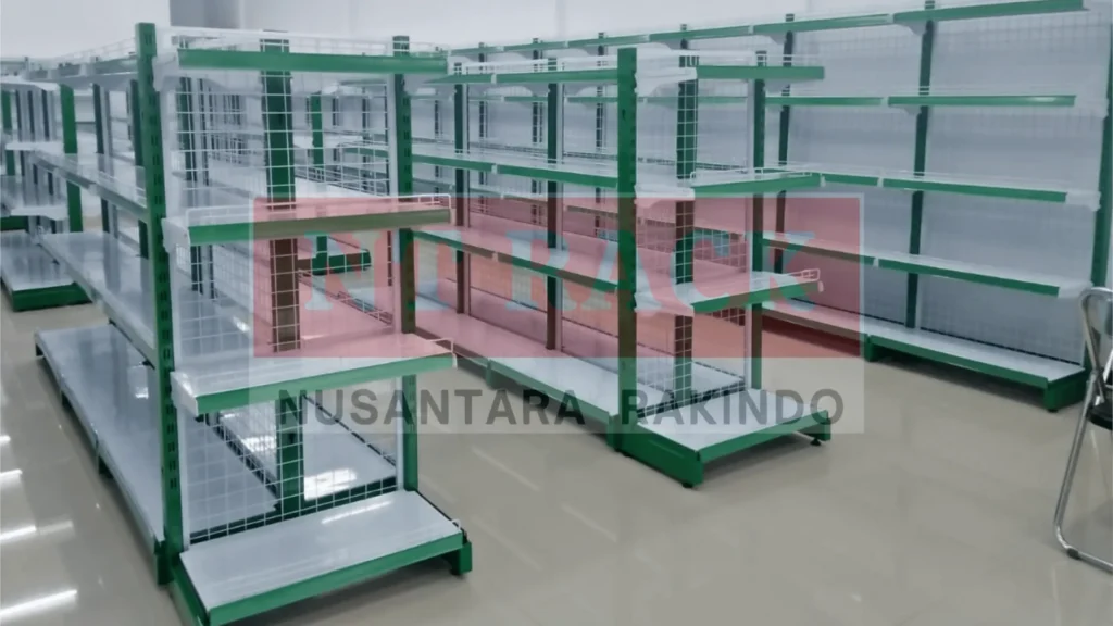 rak minimarket vs rak gudang mana yang lebih tepat